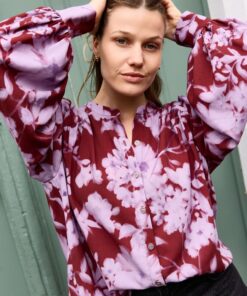 Lilac flowers viscose by Atelier Jupe – Bild 2