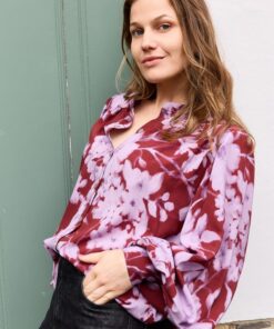 Lilac flowers viscose by Atelier Jupe – Bild 3